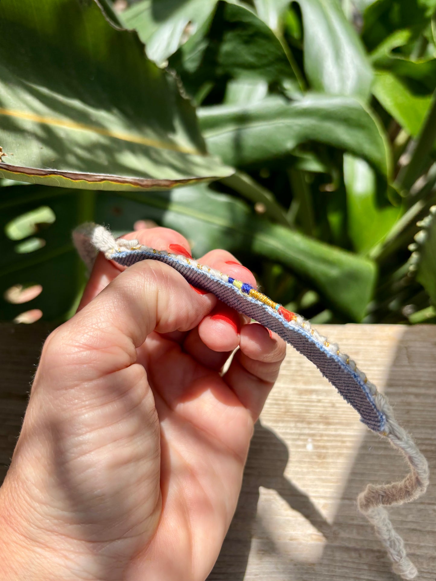 Sea Salt Collection- Sind 2 von mir handgewebte Armbänder, mit den leuchtenden Farben des Atlantiks. Gewebte Accessoires, leuchtend in Farbe und Design, sie sind wunderbar zu tragen und bequem am Handgelenk.